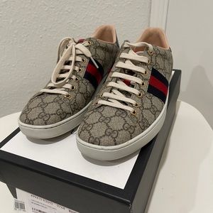Gucci Sneakers